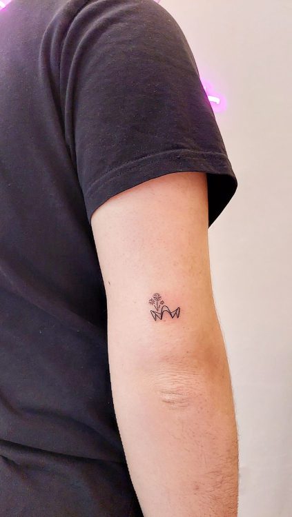 Tatuaje pequeño en brazo