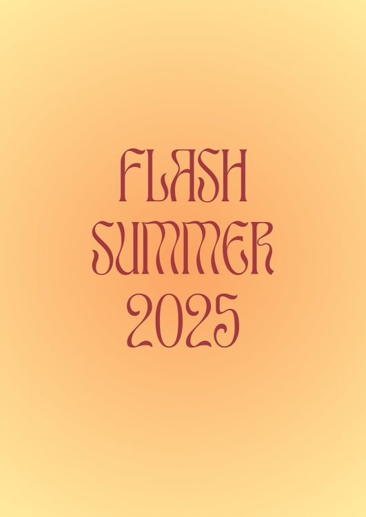 Texto 'Flash Summer 2025' con fondo anaranjado